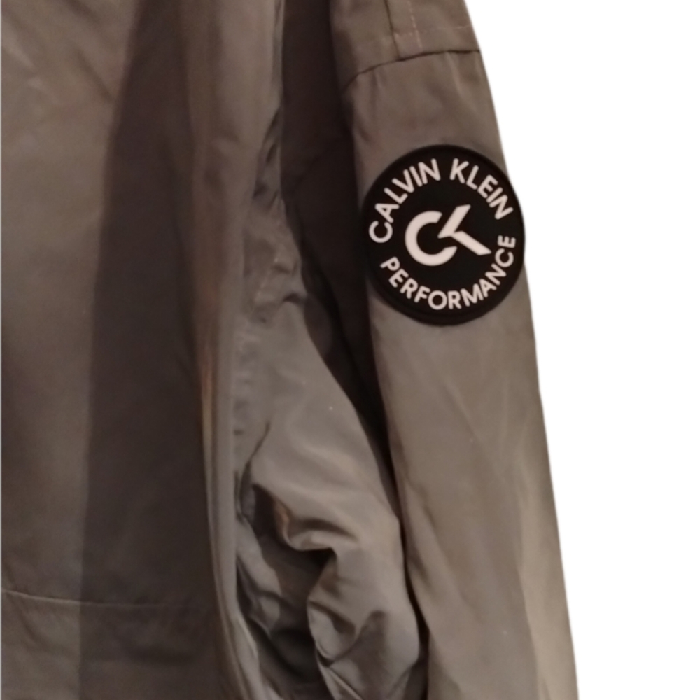 Calvin Klein Performance - Picture 4 of 7